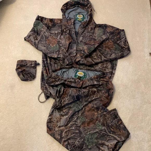Cabelas Dry Plus 2 Piece Camo Rain Gear 